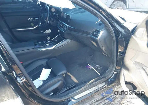 2022 BMW 330I z USA, uszkodzony, nr VIN 3MW5R1J0XN8C69472